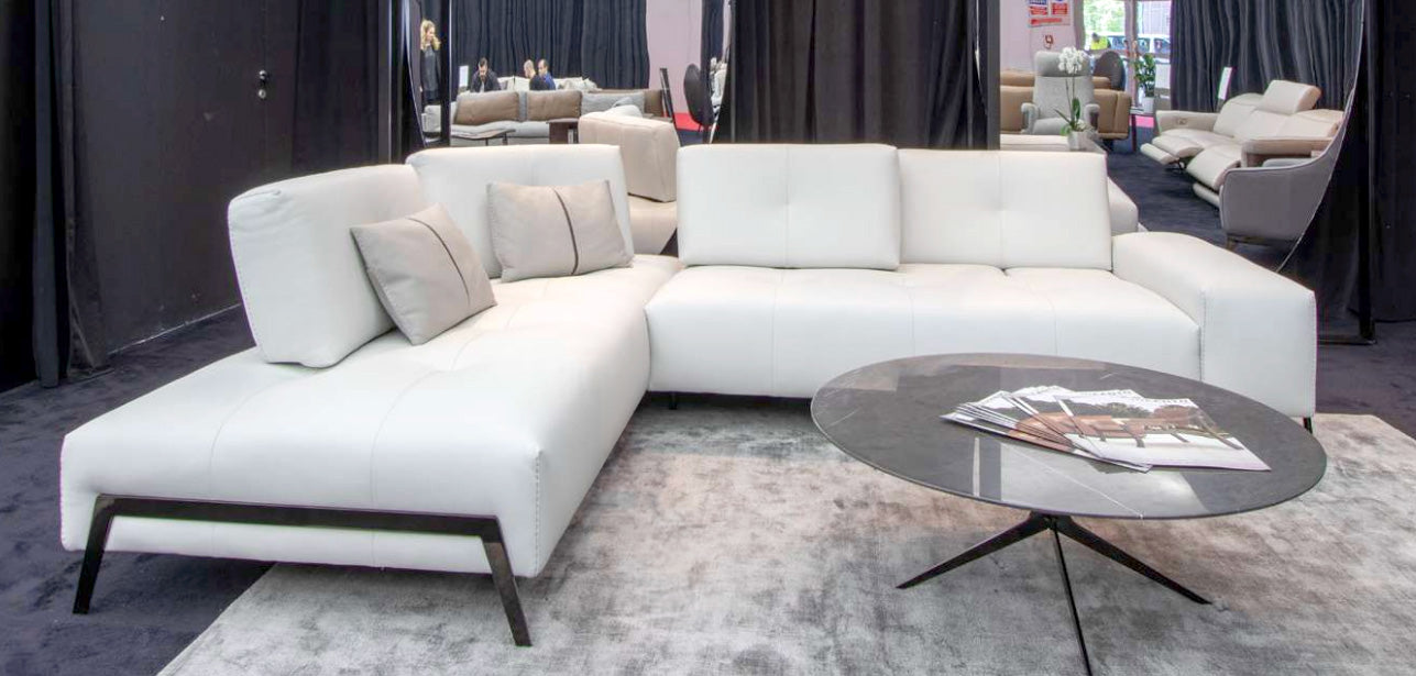 i763 Sectional Sofa | Incanto